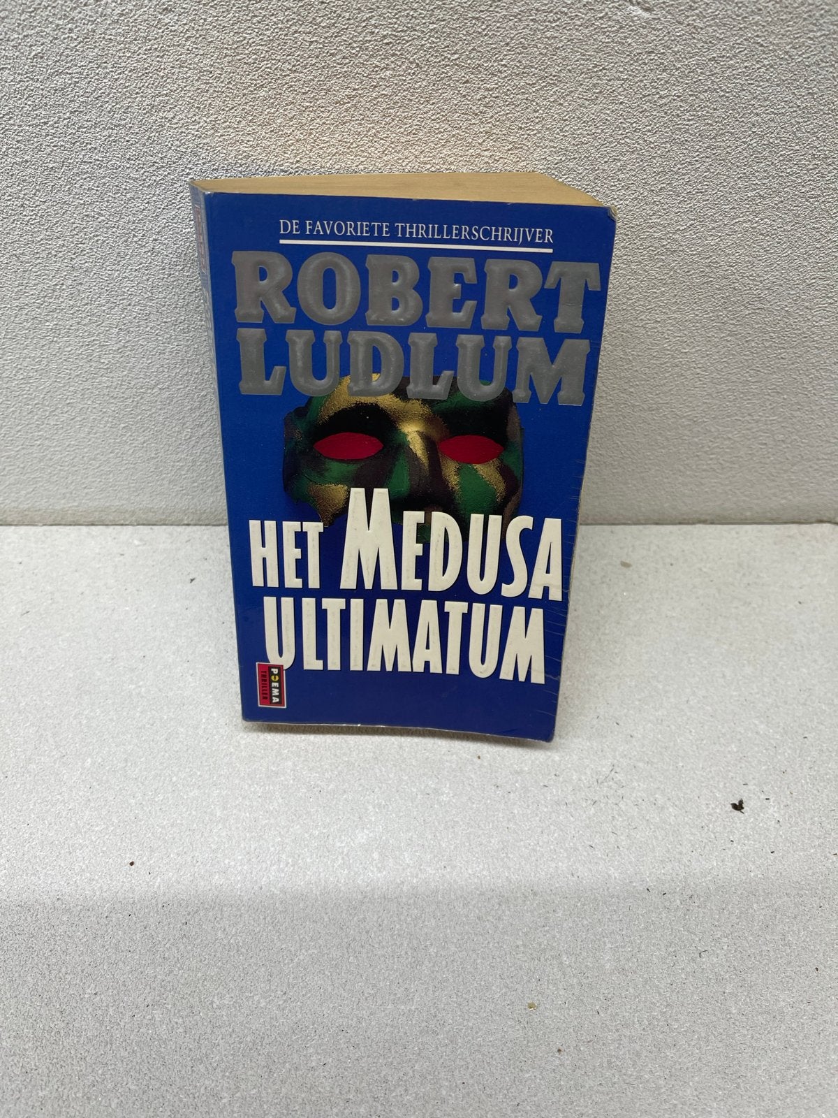 Het Medusa Ultimatum - Robert Ludlum (Thriller), Ophalen of Verzenden, Gelezen