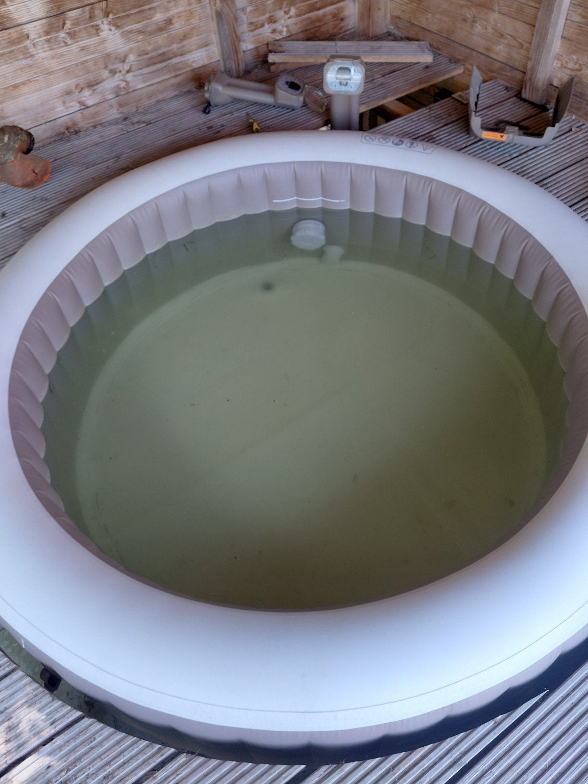 Intex Jacuzzi met defecte pomp, Ophalen, Gebruikt, Rond, Opblaaszwembad