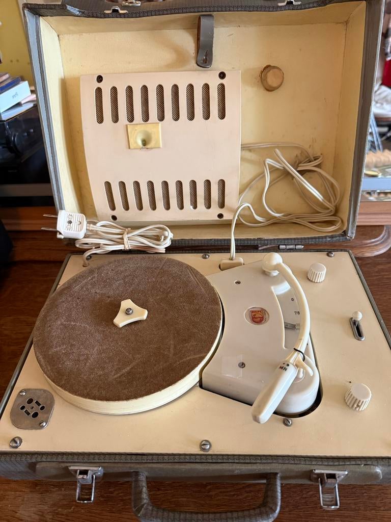 Vintage Philips Platenspeler in Koffer - Jaren '50/'60, Ophalen of Verzenden, Gebruikt, Platenspeler, Philips