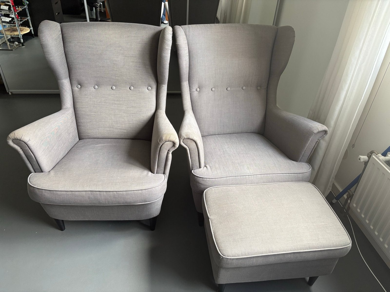 Ikea strandmon oorfauteuil met voetenbank - Grijs, Ophalen, Gebruikt, Stof, 75 tot 100 cm