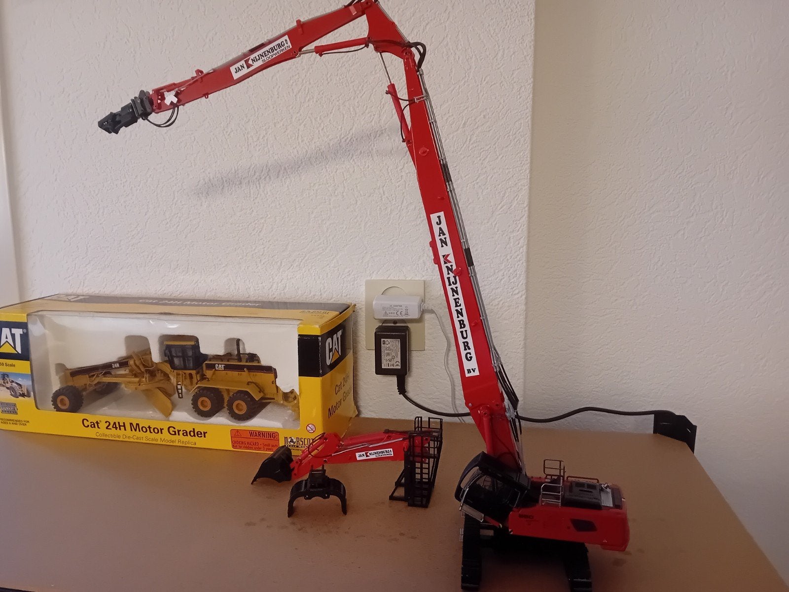 liebherr r 960 demolition, Ophalen of Verzenden, Zo goed als nieuw, Hijskraan, Tractor of Landbouw, Conrad