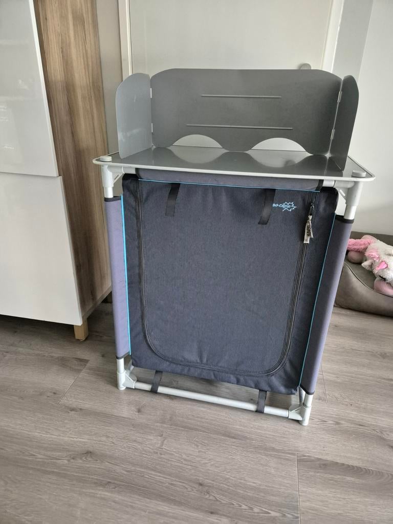 Bo-Camp campingkast in nette staat, Caravans en Kamperen, Ophalen of Verzenden, Gebruikt