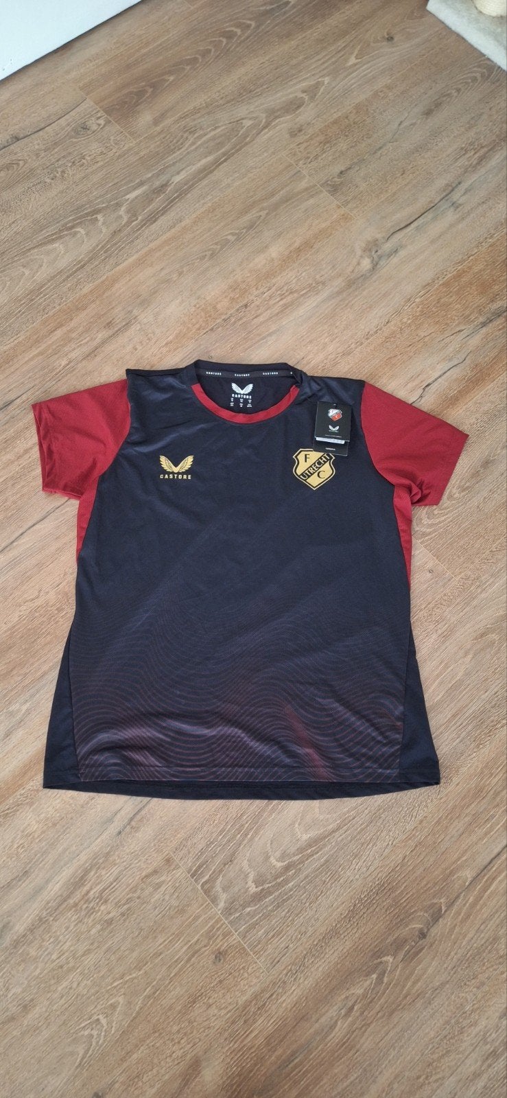 FC Utrecht training shirt maat 44 - Nieuw met kaartje, Castore, Ophalen of Verzenden, Nieuw, Maat 42/44 (L)