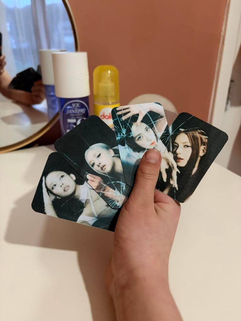 Blackpink zelf gemaakt photocard set PİNK VENOM, 33 - 40 uur, Overige niveaus, Starter, Overige vormen