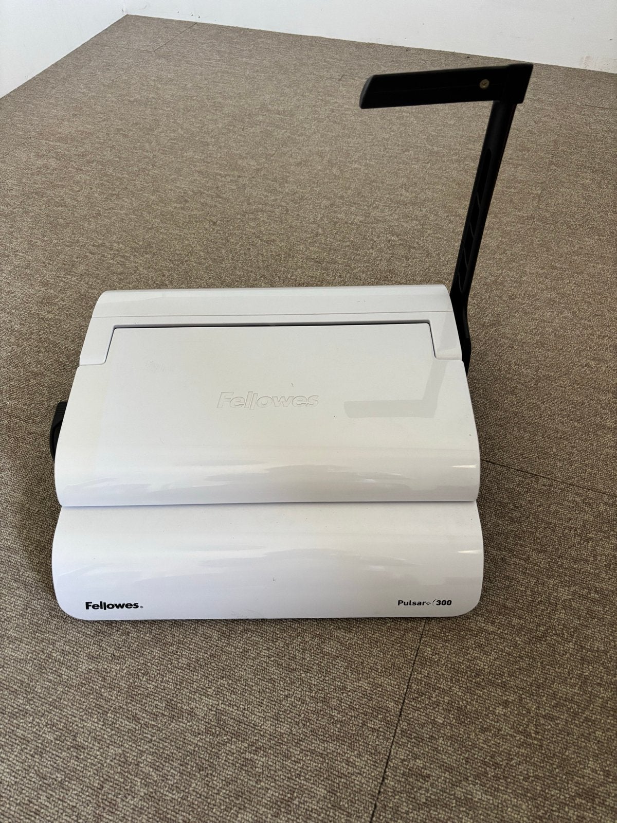 Fellowes Pulsar 300 inbindmachine met inbindruggen, Diversen, Bureau-accessoires, Ophalen of Verzenden, Gebruikt