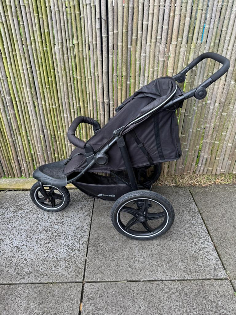 Hauck Runner Buggy | Zwart, Kinderen en Baby's, Buggy's, Ophalen, Gebruikt, Overige merken, Zonnekap