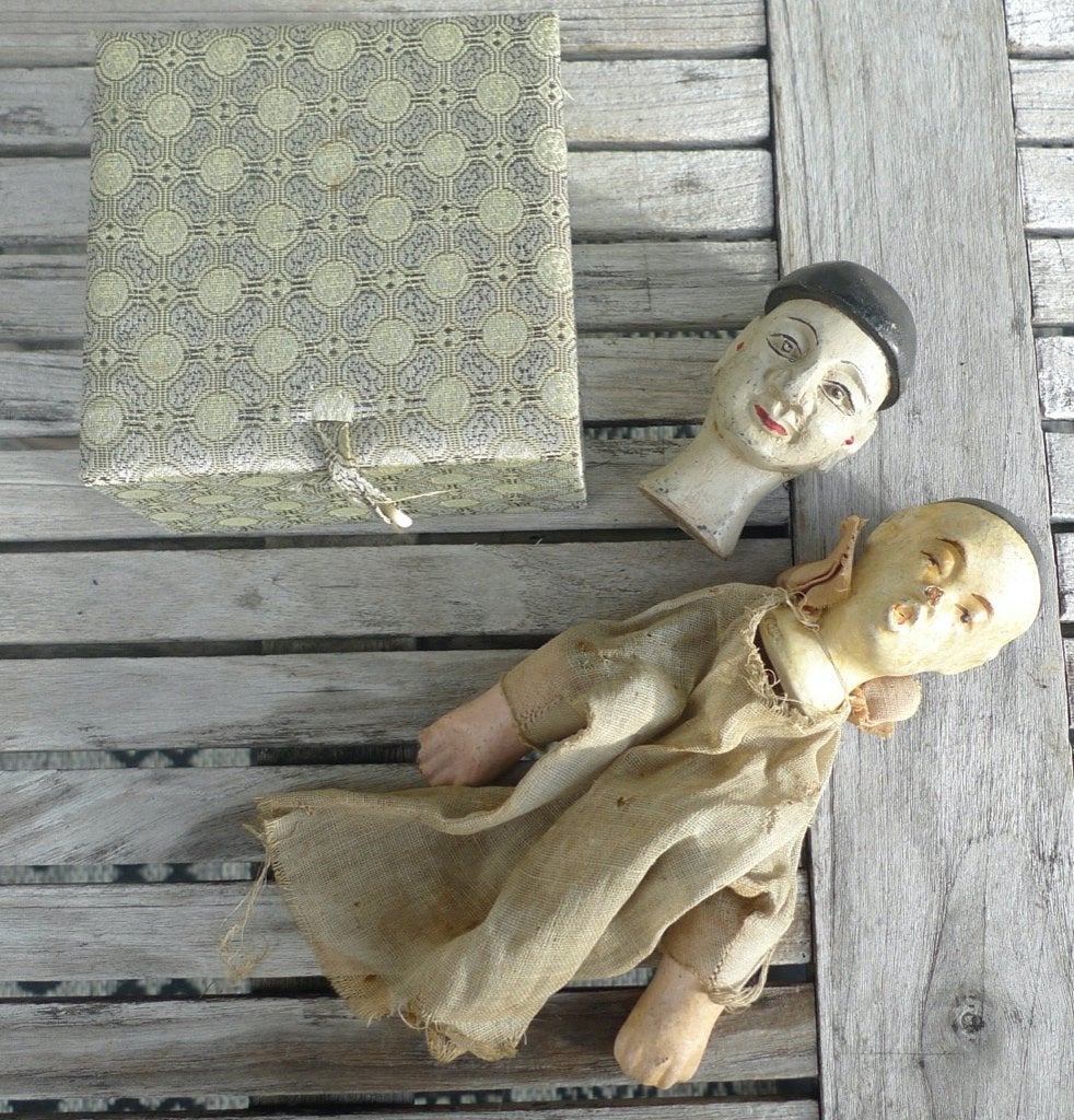 2 Chinese hout beschilderde kopjes rond 1920, Antiek en Kunst, Kunst | Beelden en Houtsnijwerken, Ophalen of Verzenden, Handgemaakt