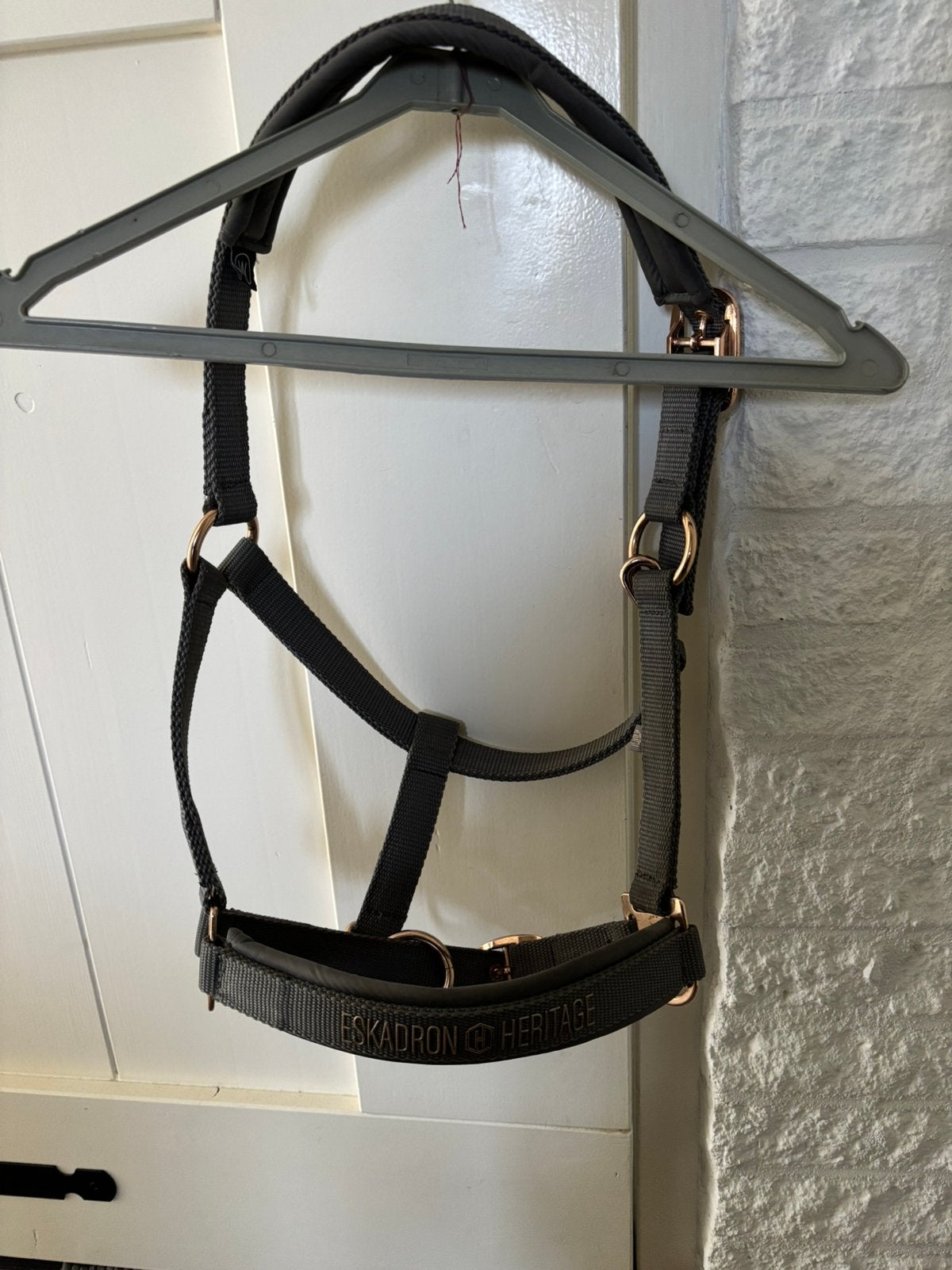 Eskadron halster nieuw grijs met rose gold paard full m, Dieren en Toebehoren, Grijs, Nieuw, Halster, Full