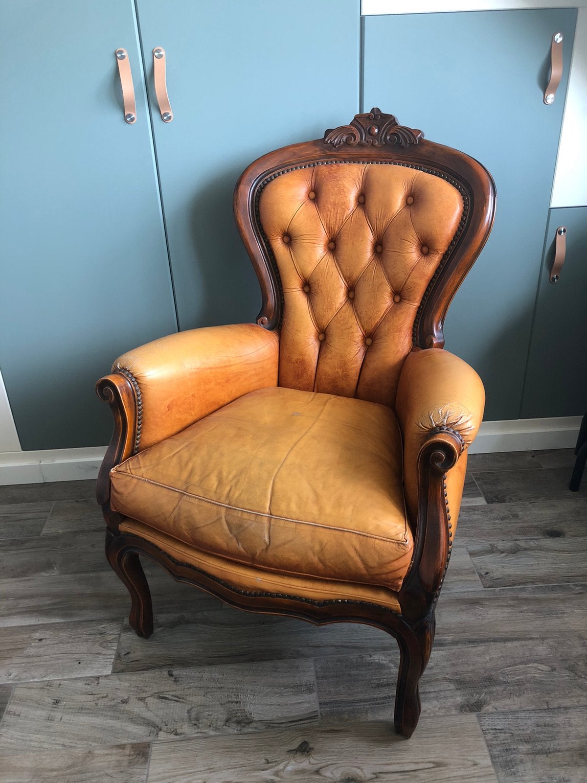 💝 Vintage QUEEN ANN BAROK fauteuil stoel camel leer, Ophalen, Gebruikt, Minder dan 75 cm, Queen Ann Barok