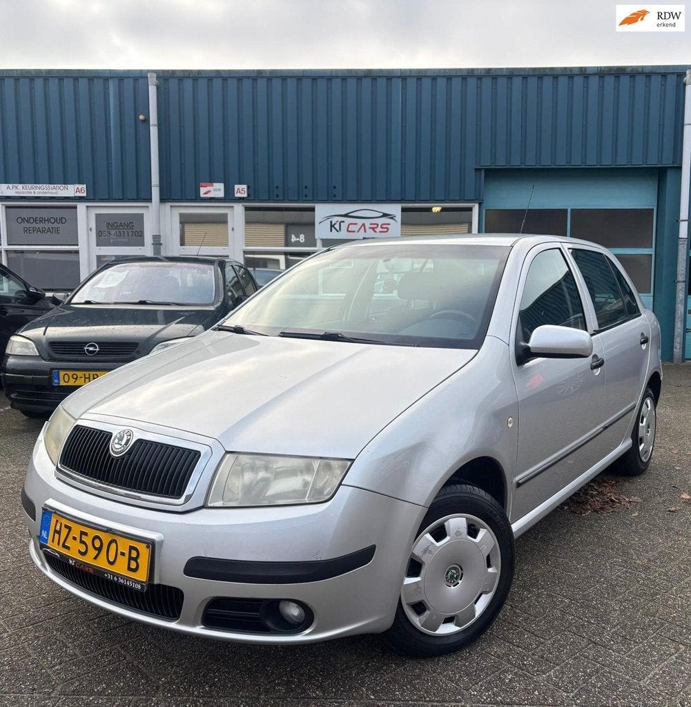 Skoda Fabia 1.4-16V Elegance | APK | Stoelverwarming | Airco, Voorwielaandrijving, 450 kg, 4 cilinders, Bedrijf