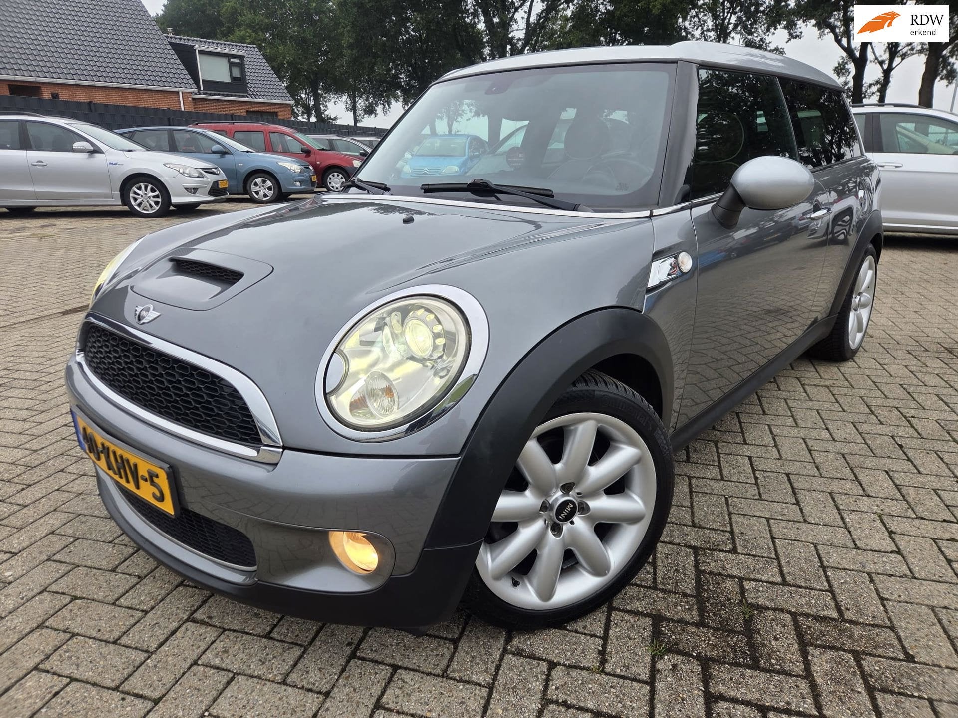 Mini Clubman 1.6 Cooper S Chili 2007 Automaat/Leder/Airco/Cr, Auto's, Gebruikt, 4 cilinders, 4 stoelen, 163 pk