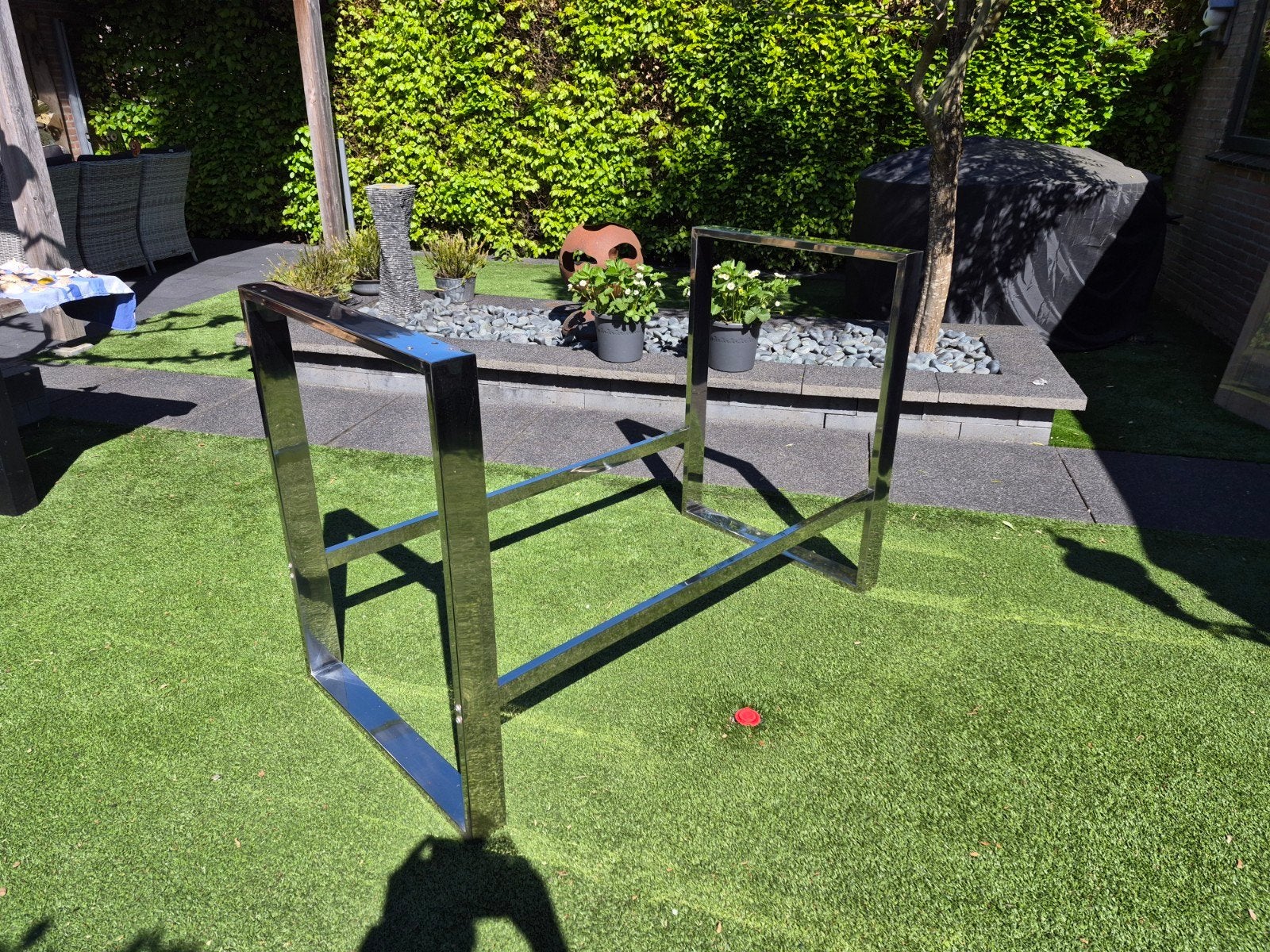 Glanzend rvs metalen bartafel onderstel - Nieuwstaat, Huis en Inrichting, Tafelonderdelen, Ophalen, Tafelpoot, 100 tot 150 cm