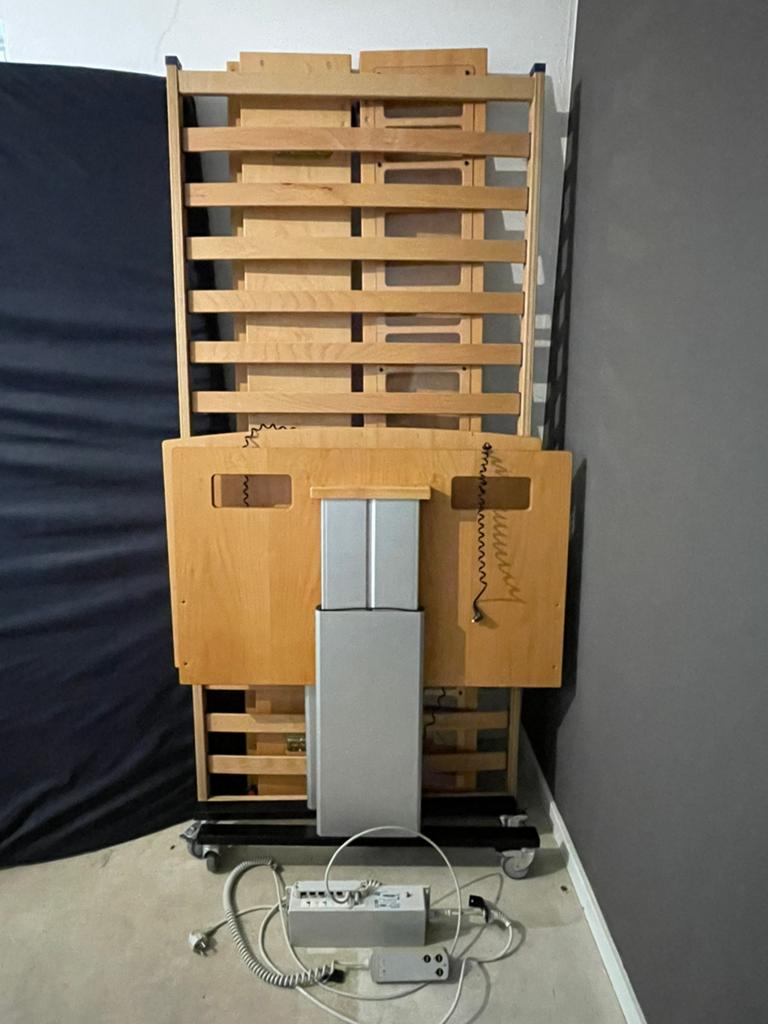 Hoog-laag bed (elektrisch verstelbaar) incl. matras, Ophalen, Verstelbaar, 90 cm, Eenpersoons