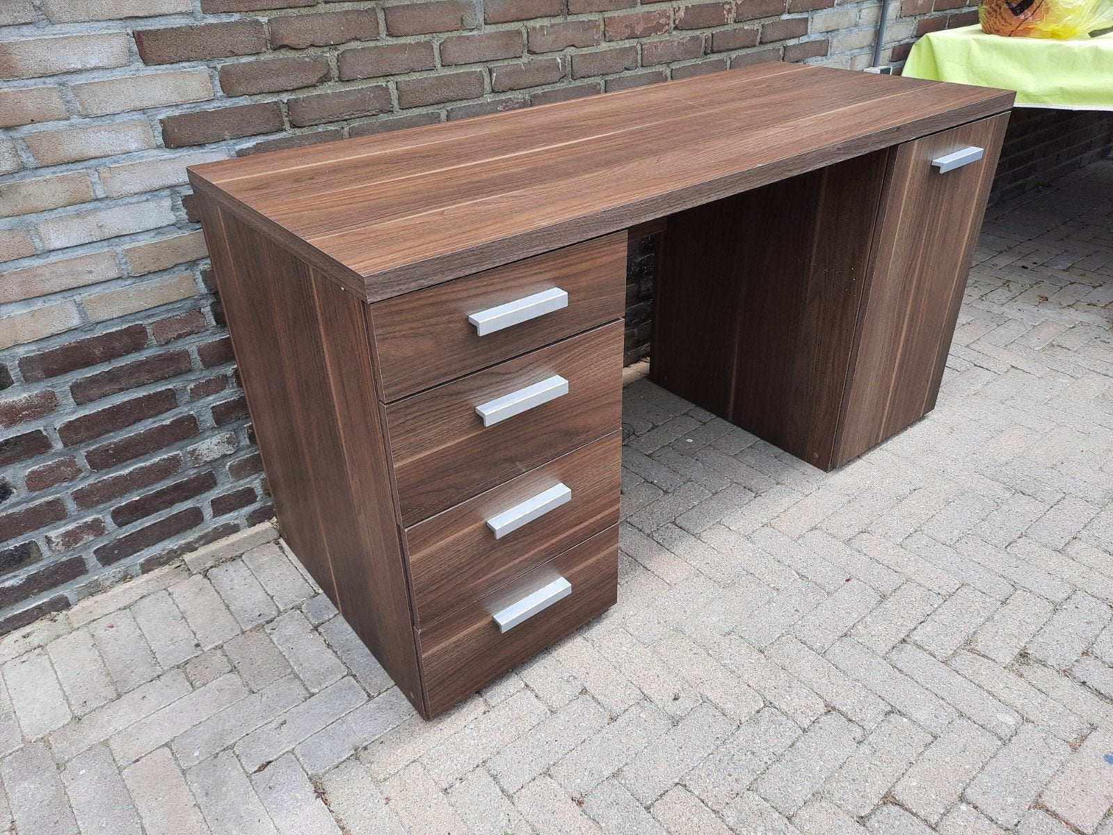 Bureau 145x60x77, Ophalen