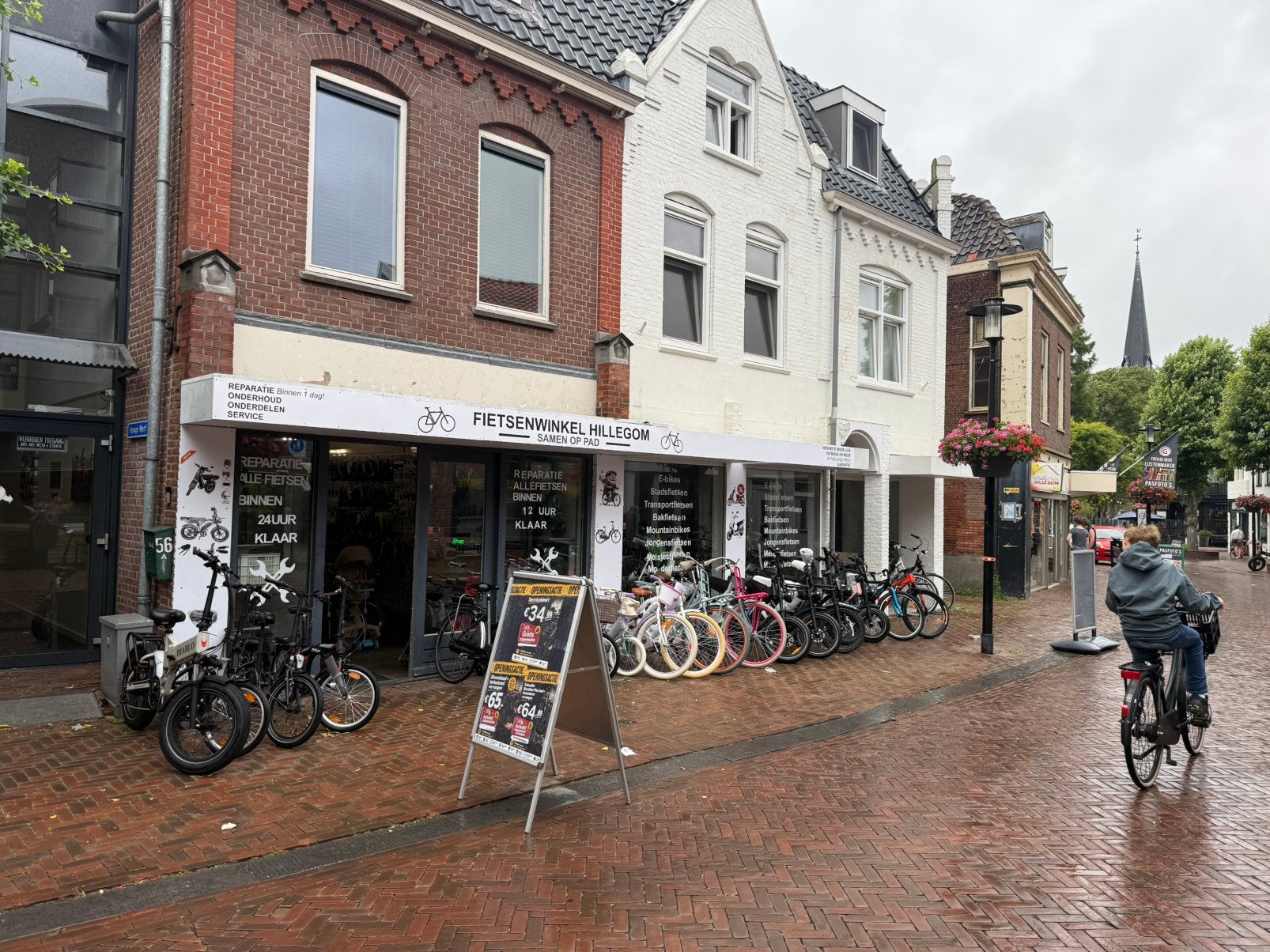 Fietsenwinkel, Zakelijke goederen, Exploitaties en Overnames