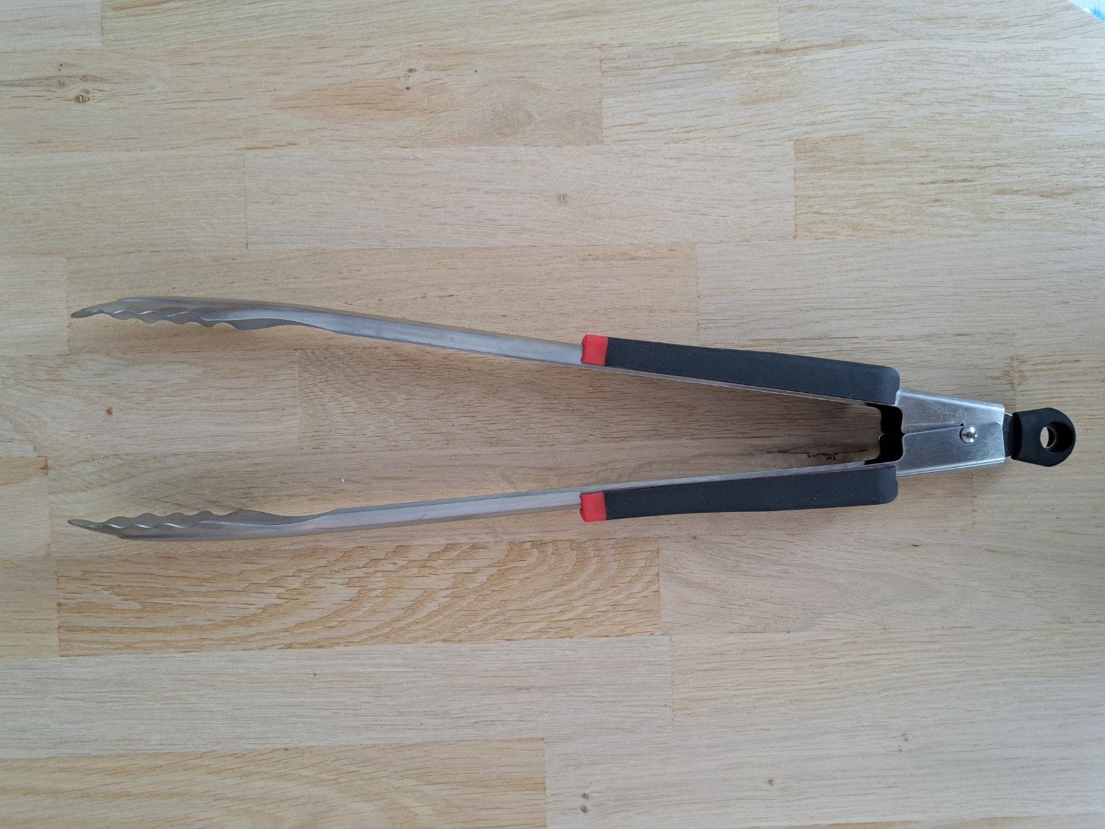 Grote BBQ tang van Grill Guru, Tuin en Terras, Barbecue-accessoires, Ophalen of Verzenden, Zo goed als nieuw