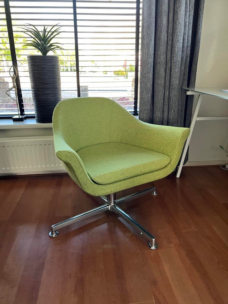 Jaren 70 Deens designstoel, lime groen, Ophalen, Zo goed als nieuw, Stof, 50 tot 75 cm