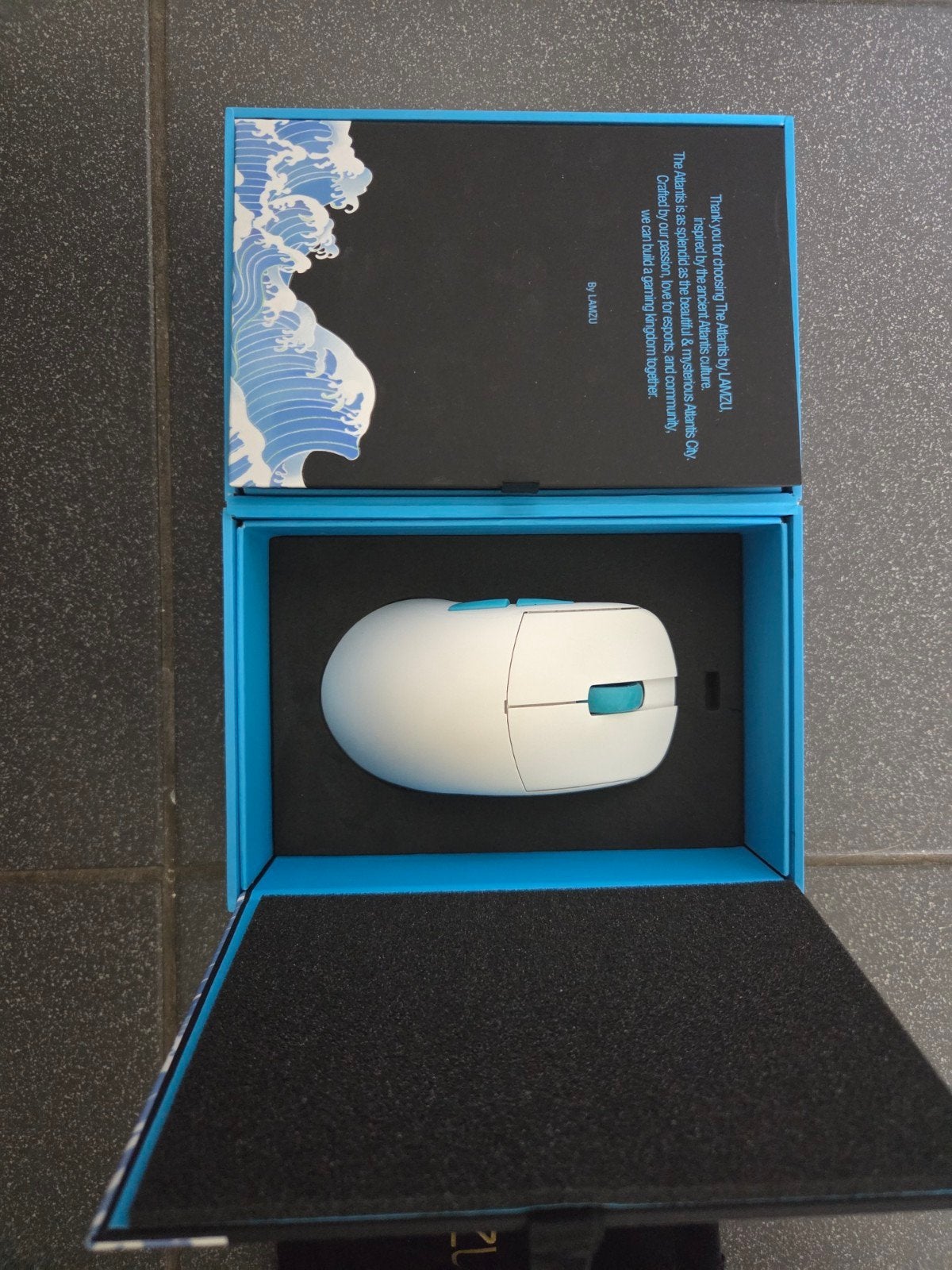 Lamzu Atlantis Mini gaming muis, Computers en Software, Rechtshandig, Muis, Gebruikt, Gaming muis