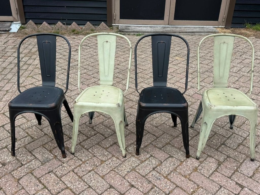 4 x Eetkamer Stoel Retro/Vintage Look Zwart 2x en Licht 2x, Ophalen, Retro , Vintage en Industrieel ., Overige kleuren, Zo goed als nieuw