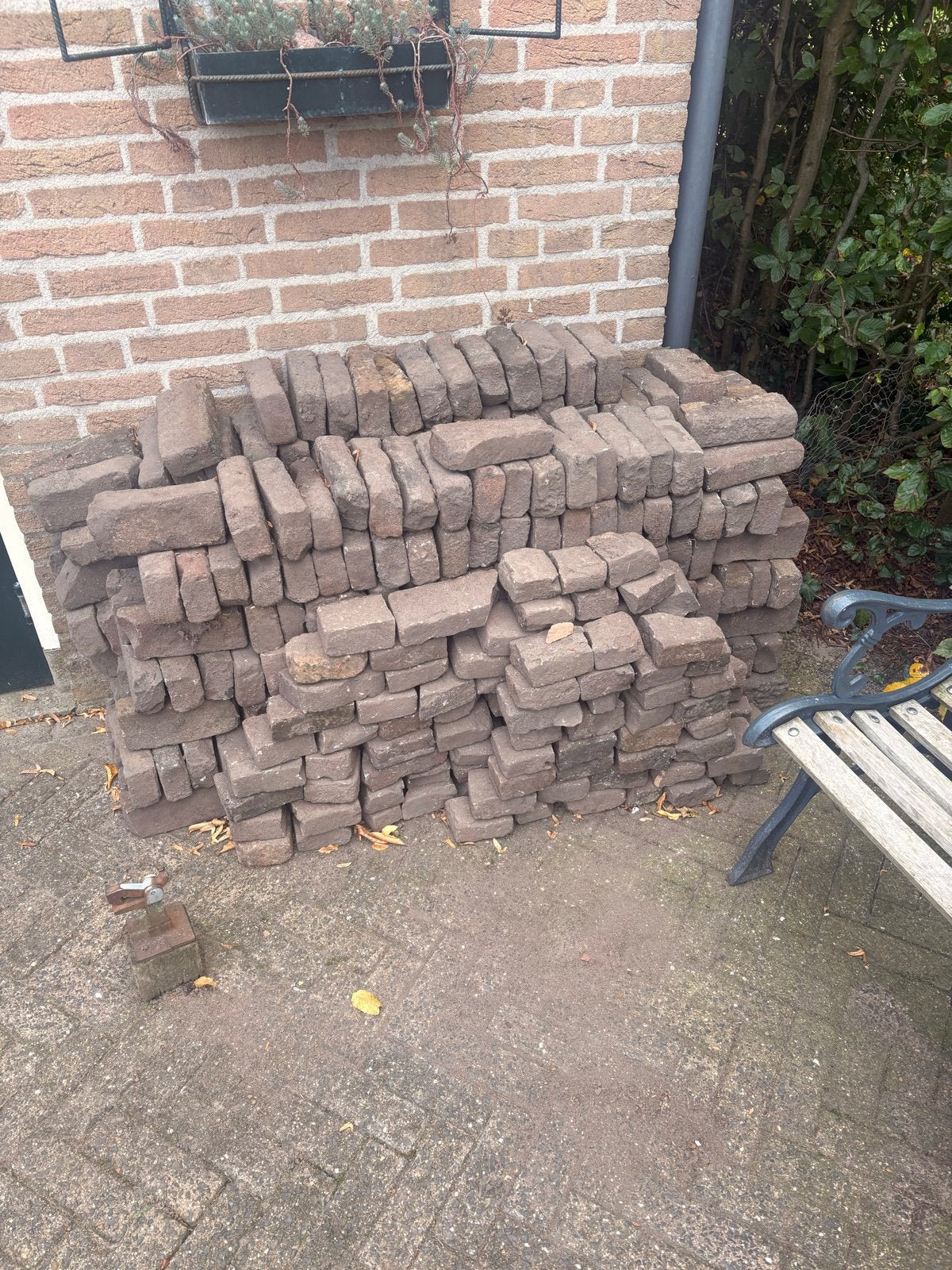 300 st oude gebakken waalhjes/ klinkertjes, Ophalen, Gebruikt, Bakstenen