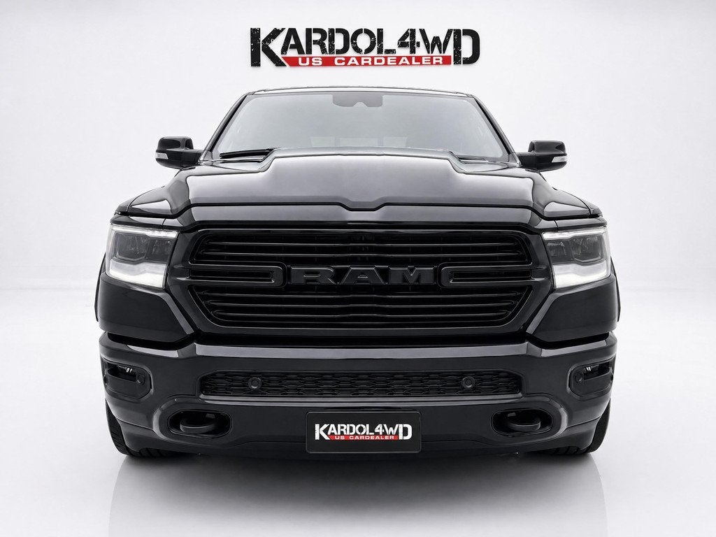 Dodge Ram 1500 5.7 V8 4x4 Crew Cab Laramie BPM VRIJ! | Panor, Automaat, Gebruikt, 5654 cc, Zwart