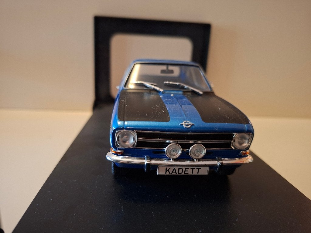 Opel Kadett B Rallye Coupé  Met gratis groot Opel Kadettboek, Ophalen of Verzenden, Nieuw, Auto, Overige merken