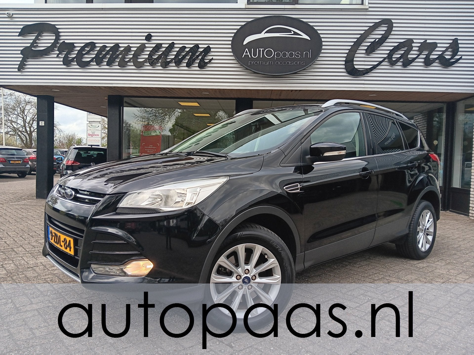 Ford Kuga 1.6 183pk Titanium 4WD Automaat|Trekh|Zeer goed on, Auto's, Ford, Euro 5, Gebruikt, Zwart, 4 cilinders