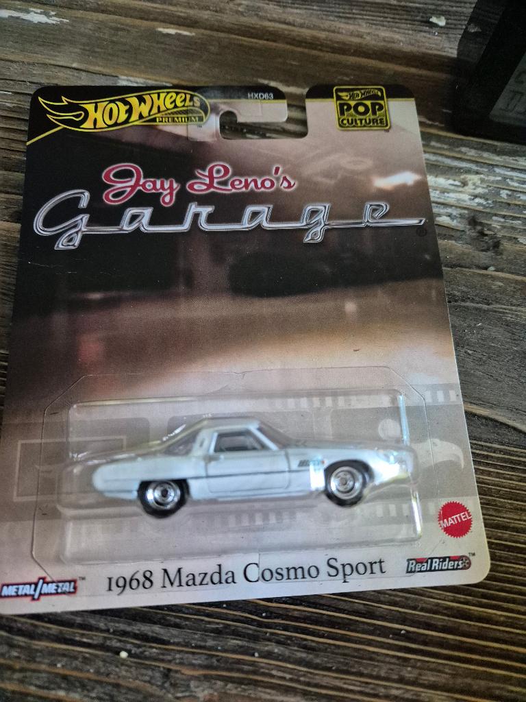 Hot Wheels Premium Pop Culture Jay Leno's Garage 1968 Mazda, Ophalen of Verzenden, Nieuw, Auto