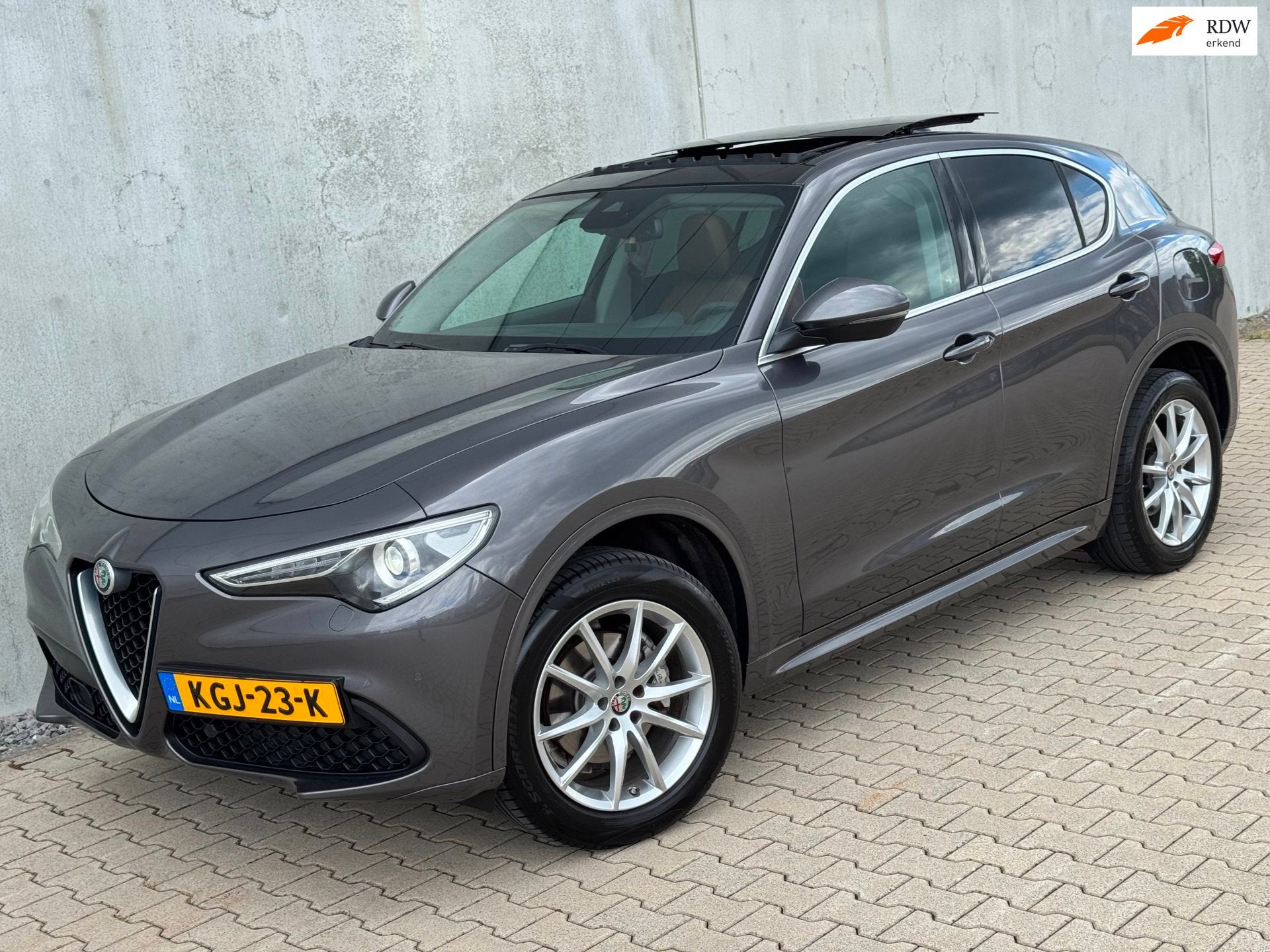 Alfa Romeo STELVIO 2.0 T AWD Ti Pano Navi Leer Trekhaak Adap, Auto's, Alfa Romeo, Automaat, Dealer onderhouden, Euro 6, Leder