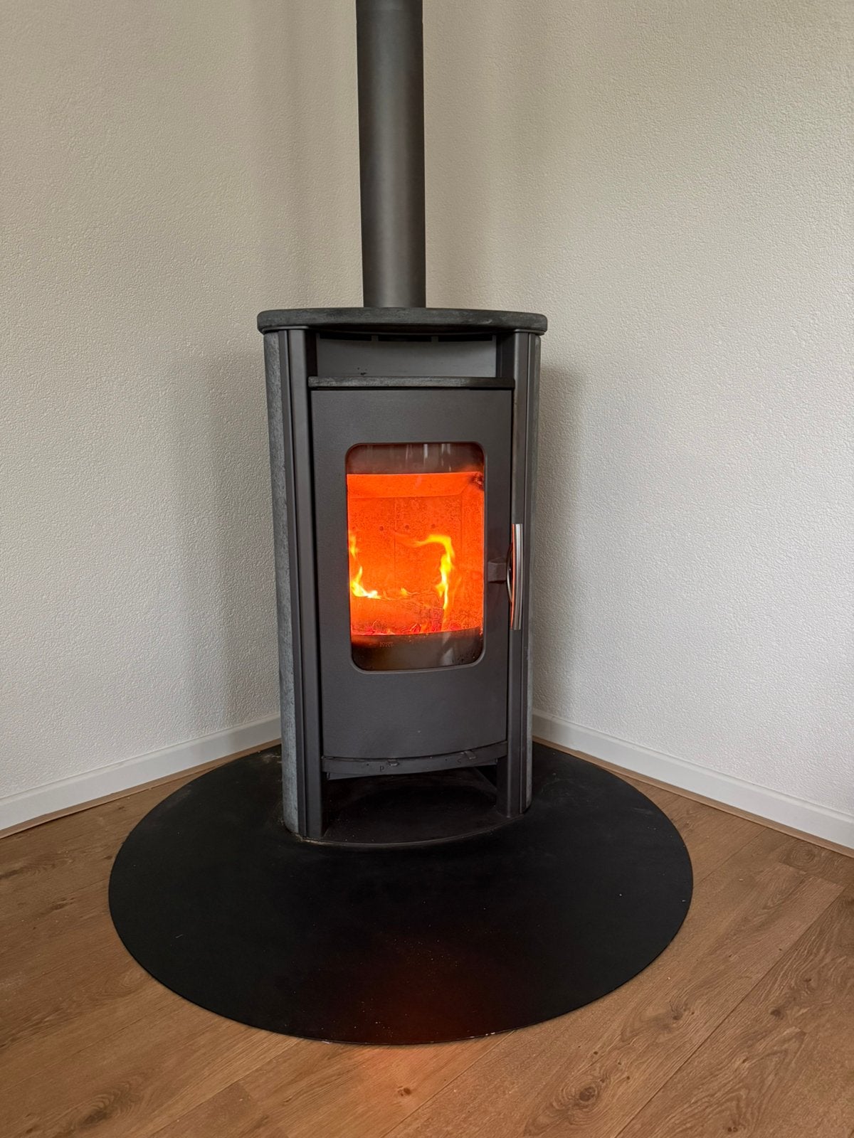 Houtkachel speksteen (nieuwe kachelbekleding), Ophalen, Gebruikt, Houtkachel, Vrijstaand