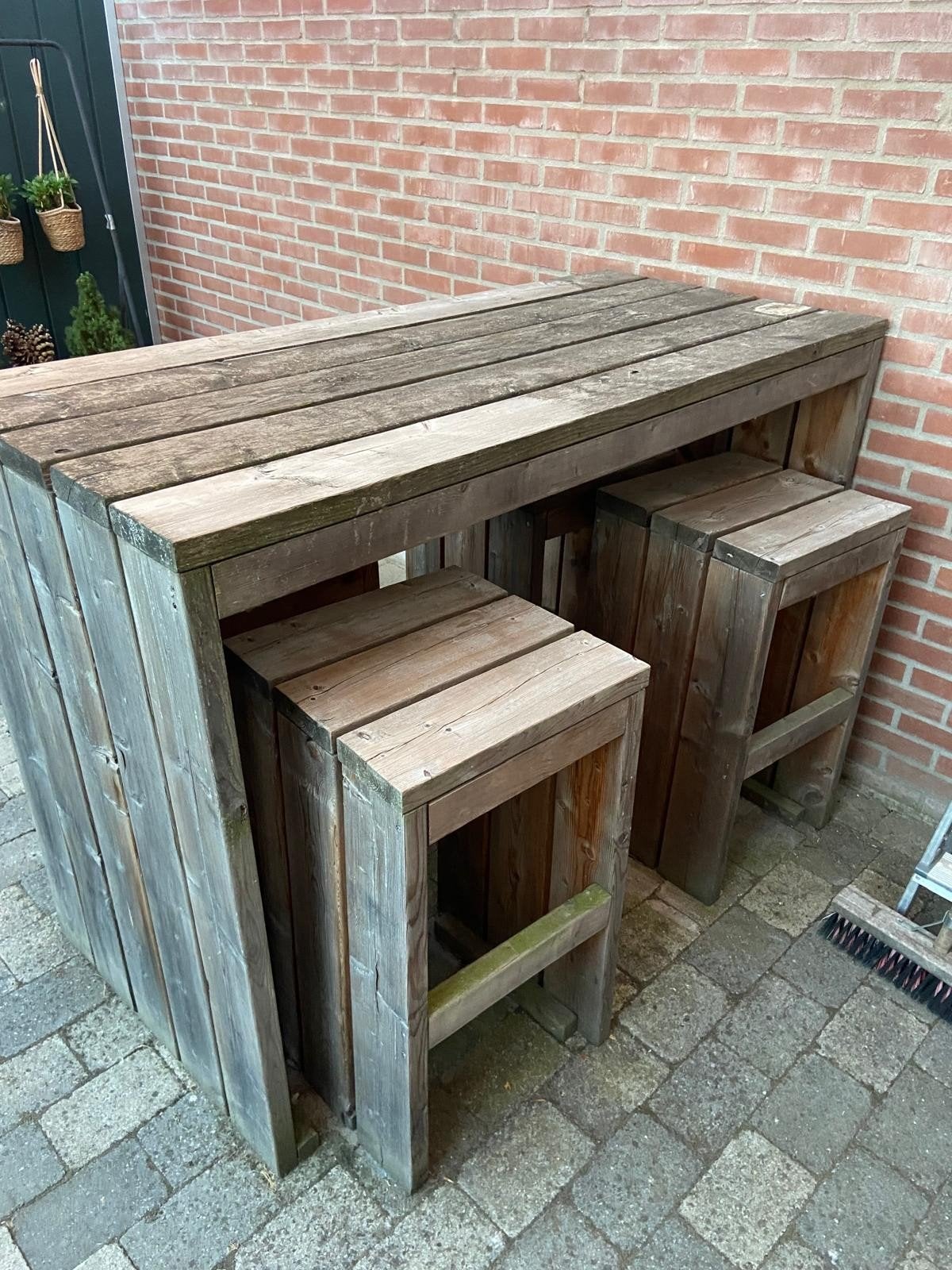 Stevige houten bartafel met vier krukken, Ophalen, Gebruikt, Rechthoekig, Hout