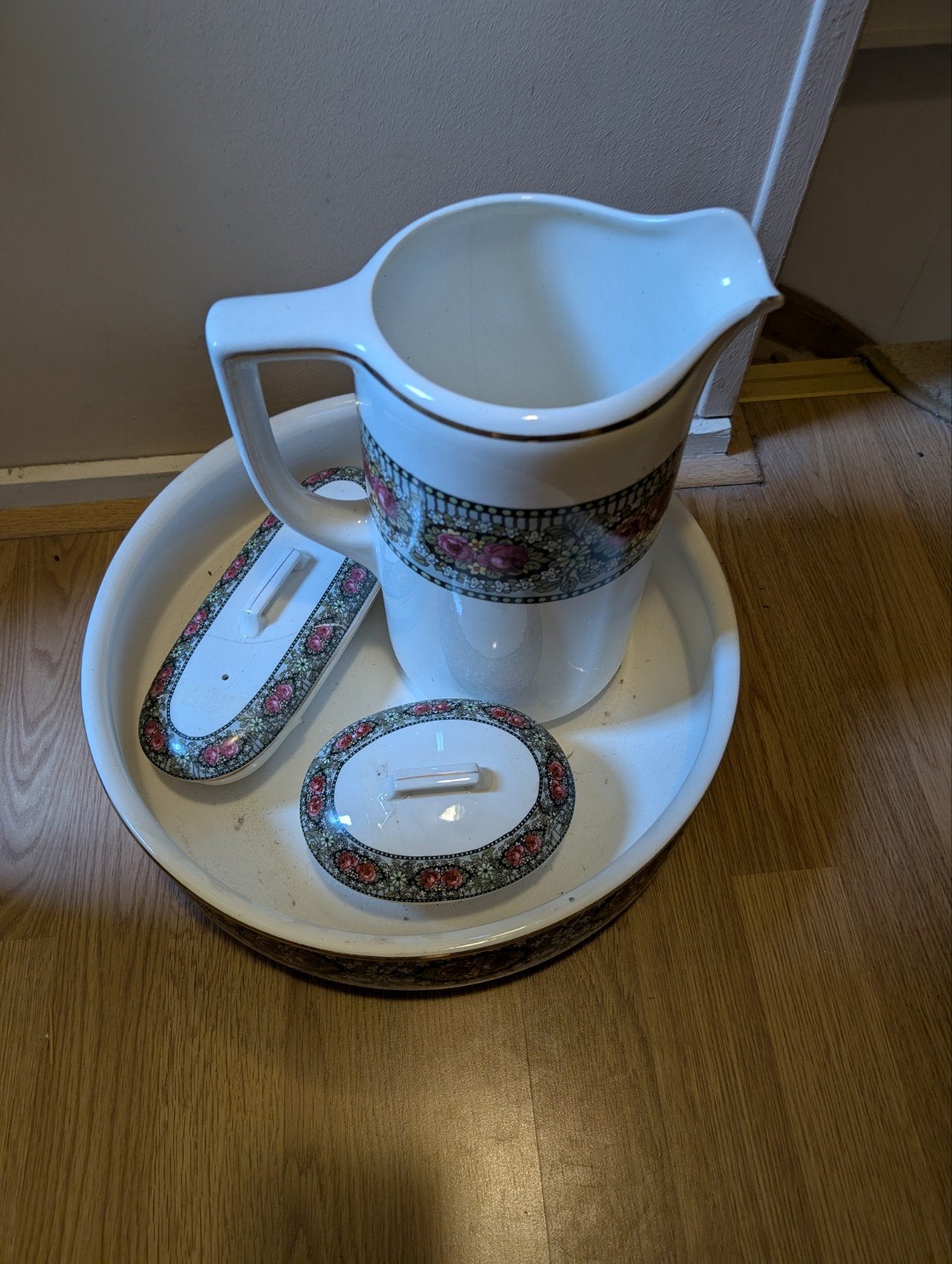 Antieke waskom en kan set - Made in Holland, Antiek en Kunst, Antiek | Keramiek en Aardewerk, Ophalen of Verzenden