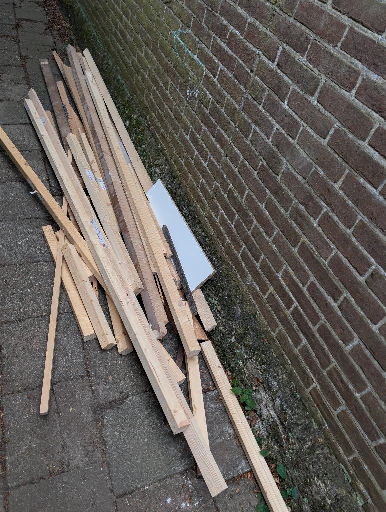 Diverse latten en balken, Doe-het-zelf en Verbouw, Hout en Planken, Ophalen, Gebruikt, Overige typen, Vuren