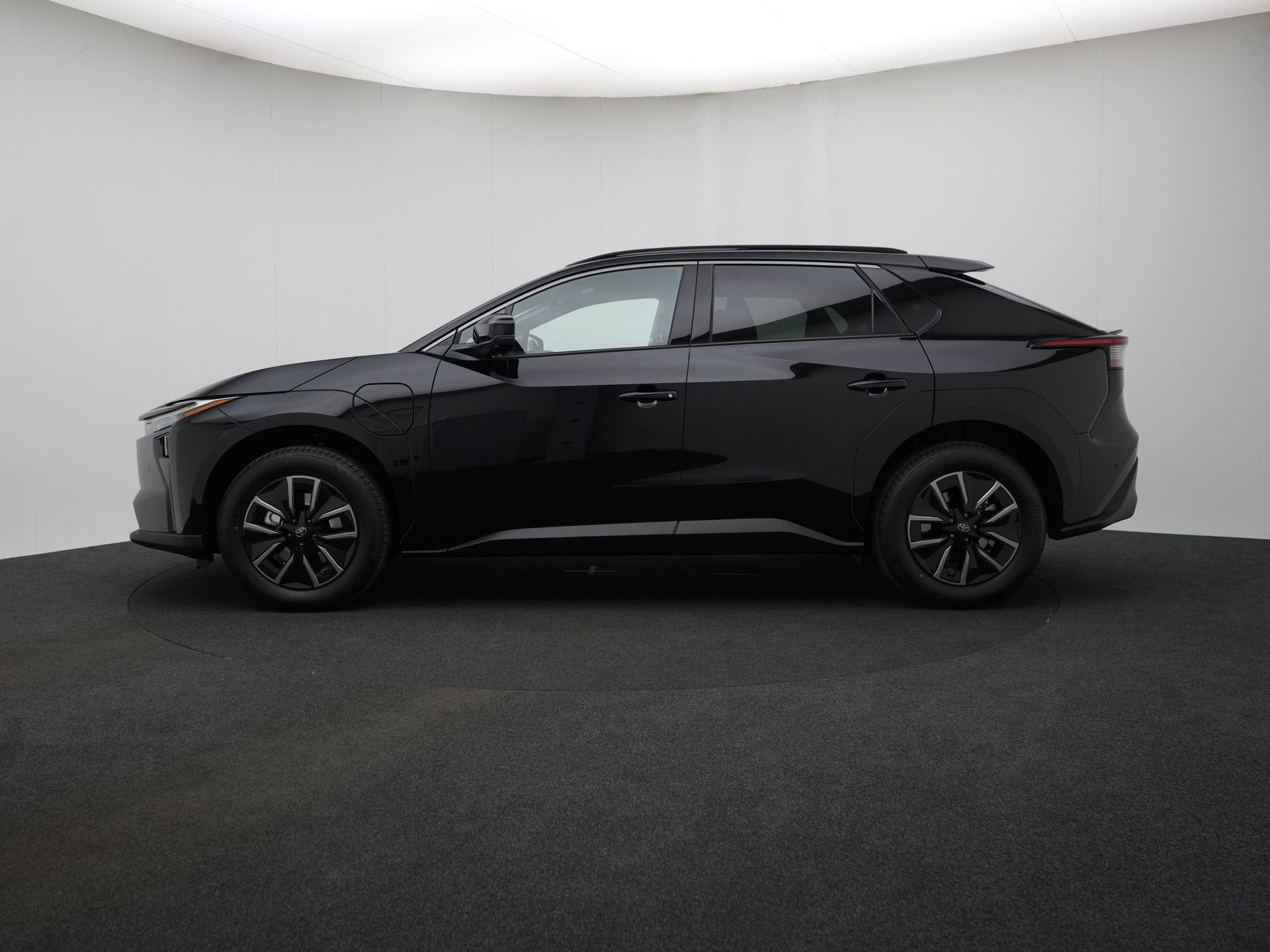 Toyota Bz4x Executive 73 kWh | JBL-Audio | leder |, Auto's, Toyota, 12 maanden, Adaptive Cruise Control, 450 min, SUV of Terreinwagen