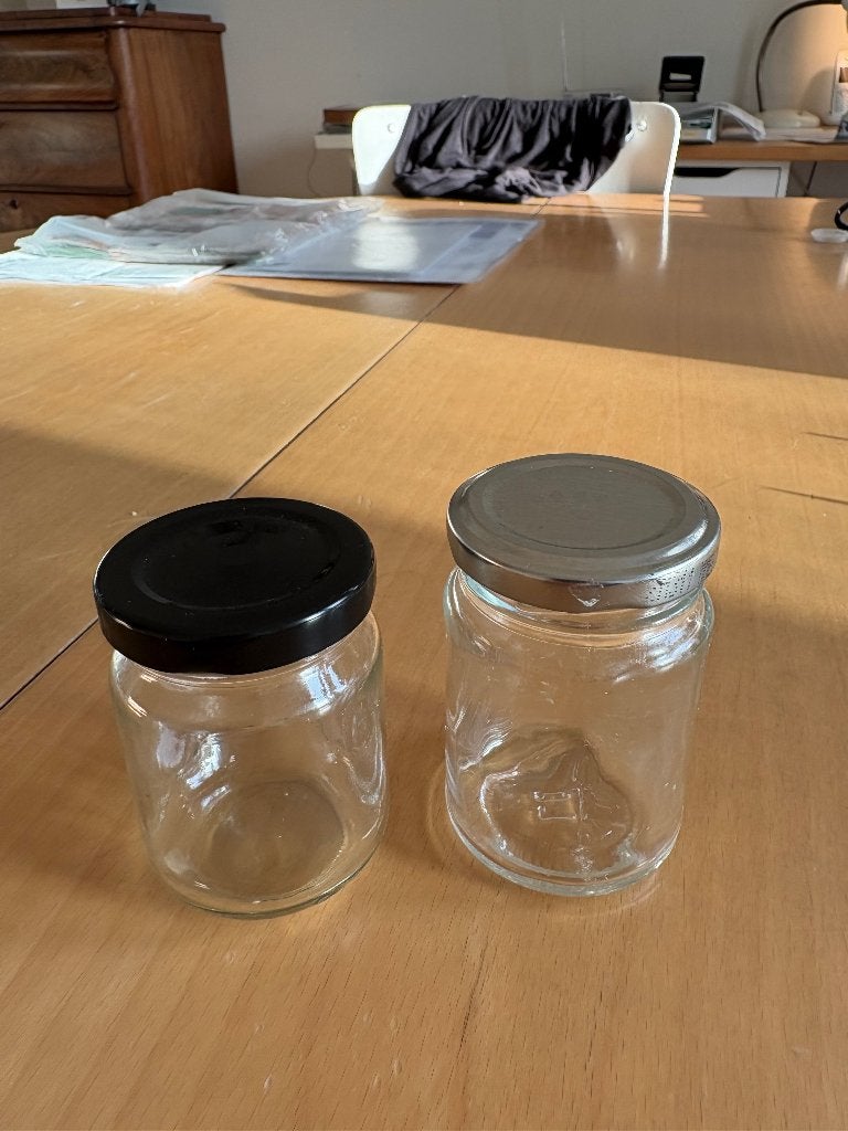 gezocht kleine glazen potjes, Ophalen, Zo goed als nieuw, Glas, Pot, Bus of Blik