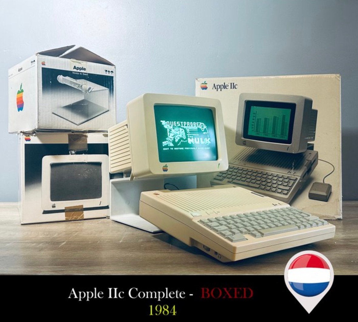 Apple IIc Boxed System with Monitor IIc and Monitor Stand, Computers en Software, Vintage Computers, Ophalen of Verzenden