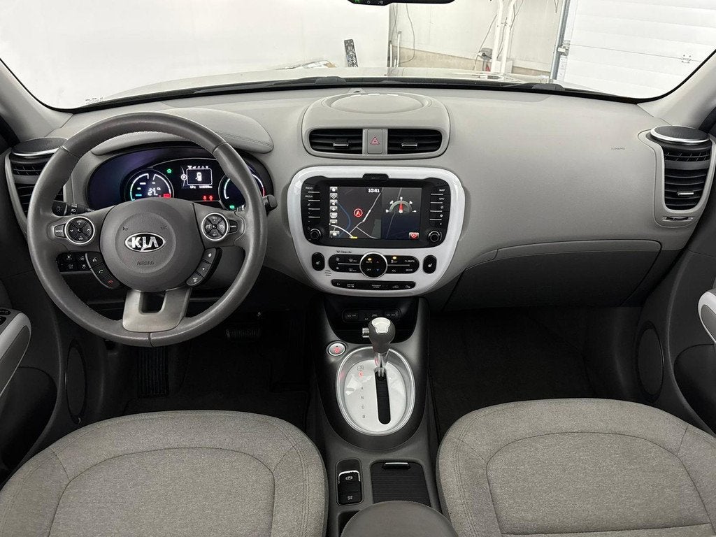 Kia Soul EV ExecutiveLine 27 kWh | CARPLAY | CLIMATE CONTROL, Auto's, Kia, Gebruikt, 1465 kg, Zwart, Origineel Nederlands