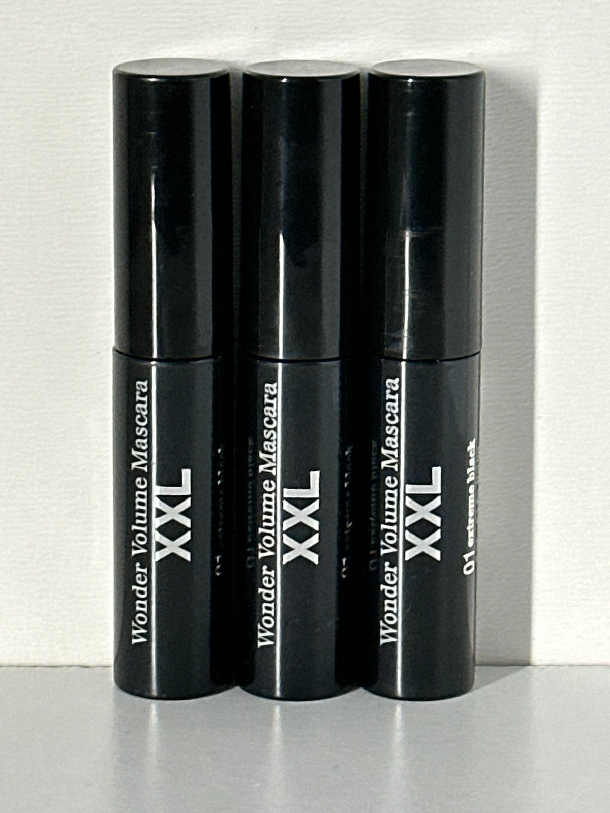 Clarins Wonder Volume Mascara XXL 3 ml #01 Extreme Black#, Ogen, Zwart, Nieuw, Ophalen of Verzenden