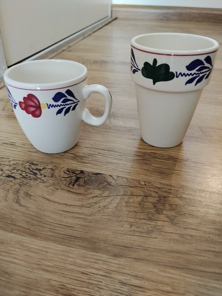 Melkbekers(s) Boerenbont Boch in zeer nette staat., Ophalen of Verzenden, Zo goed als nieuw, Royal Boch, Aardewerk