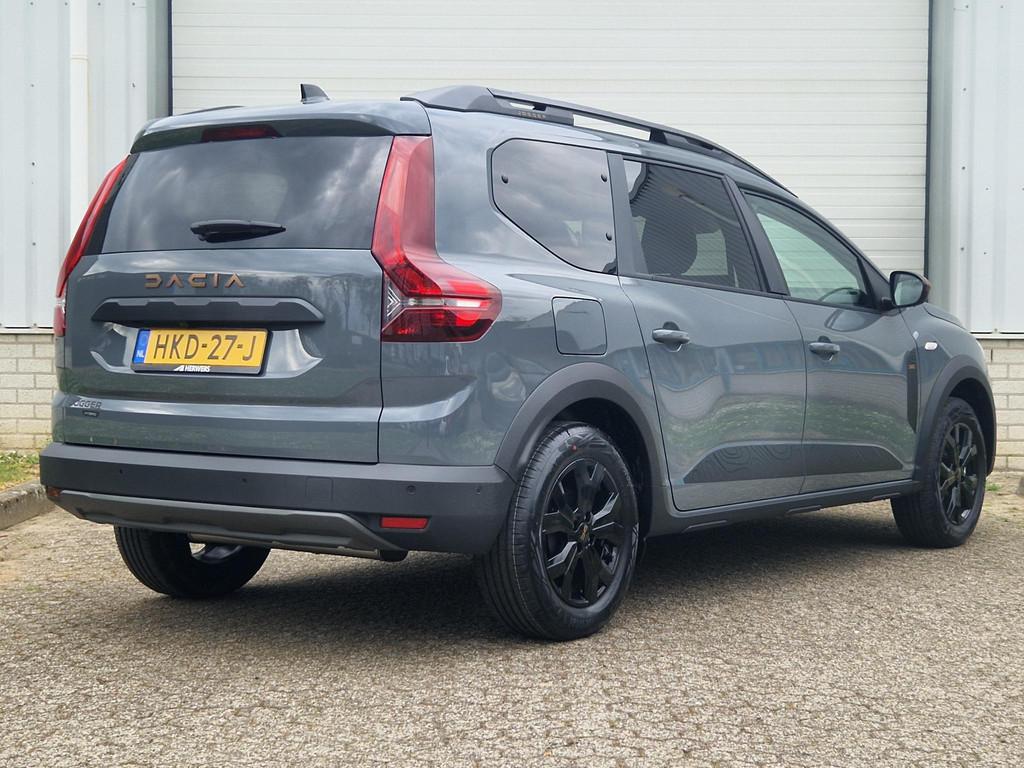 Dacia Jogger 1.6 Hybrid 140 Extreme 7p / Achteruitrijcamera, Auto's, Dacia, 4 cilinders, 7 stoelen, Origineel Nederlands, Bedrijf