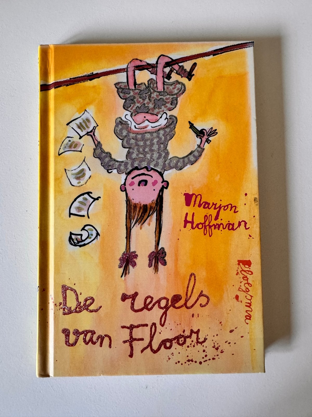 De regels van Floor - Marjon Hoffman (kinderboek), Ophalen of Verzenden, Zo goed als nieuw, Fictie