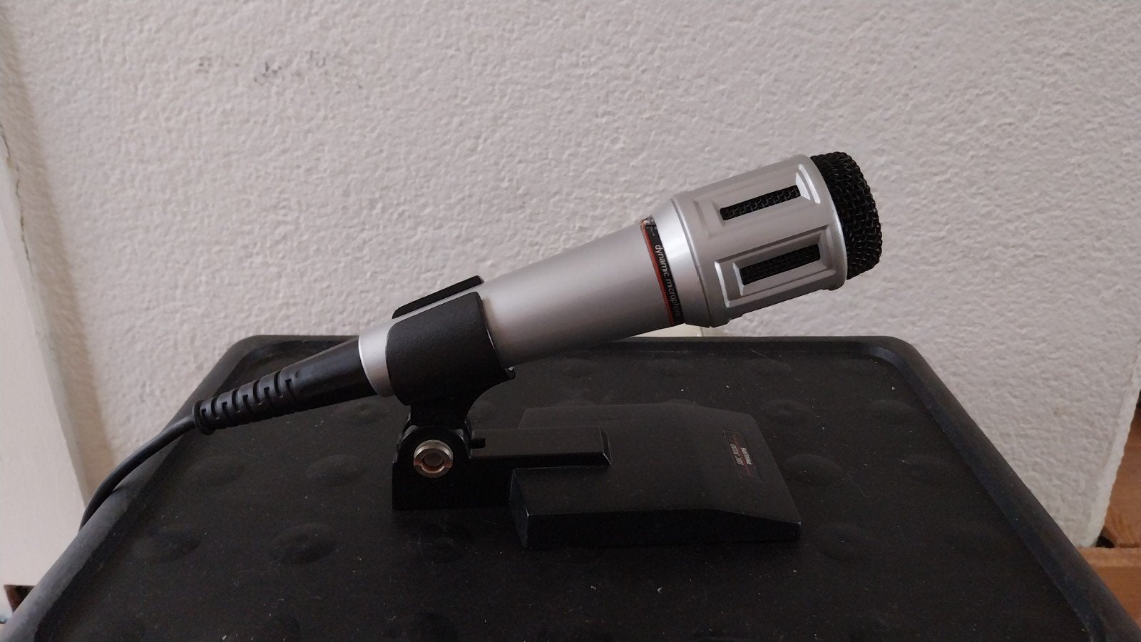Philips SBC 3030 Microfoon met standaard, Muziek en Instrumenten, Microfoons, Ophalen of Verzenden, Gebruikt, Overige typen