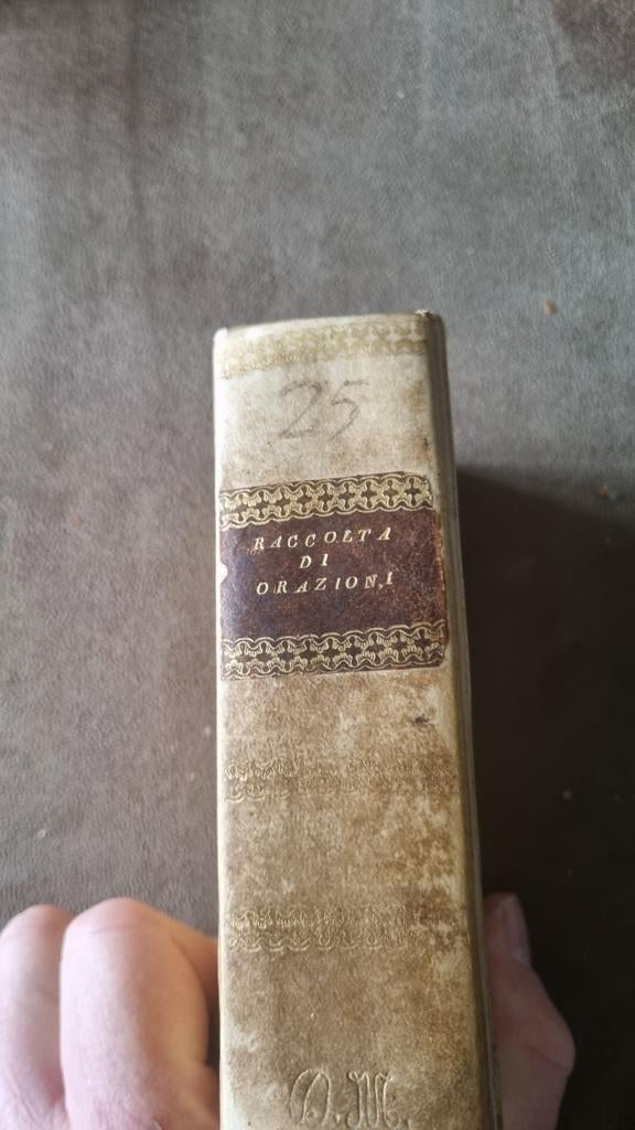 Zeldzaam Gebedenboek 'Raccolta di Orazioni' uit 1837, Ophalen of Verzenden, Gelezen, Onbekend (aangevuld door de auteur), Christendom | Katholiek