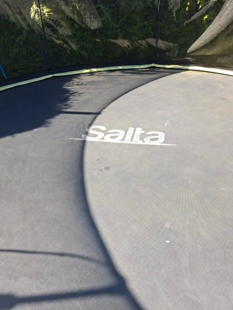 Salta trampoline met veiligheidsnet - gebruikerssporen, Ophalen, Gebruikt