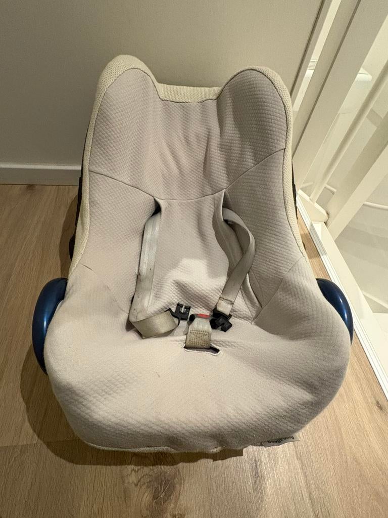 Maxi cosi met hoesje, Ophalen of Verzenden, Zo goed als nieuw, Overige typen