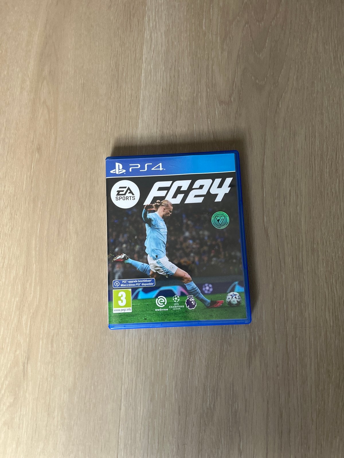 EA Sports FC 24 PS4 - Zo goed als nieuw, Ophalen, Eén computer, Zo goed als nieuw, Sport