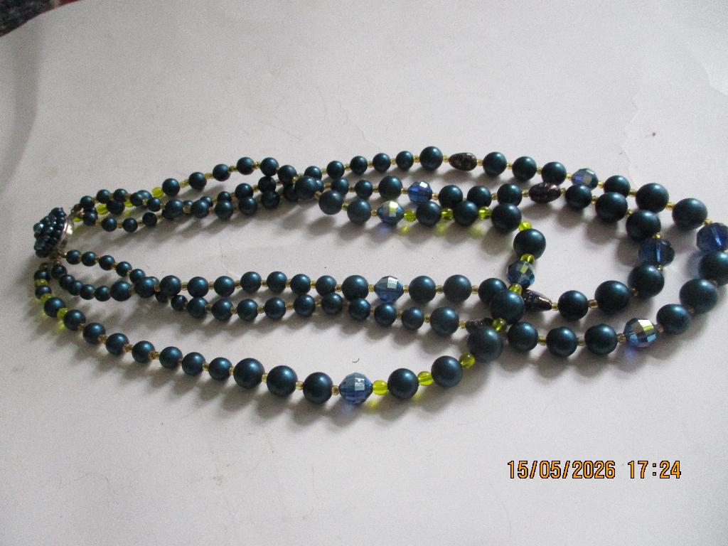 ketting nostalgisch blauw parels, 3 strengen mooi slot., Ophalen of Verzenden, Gebruikt, Blauw, Zilver