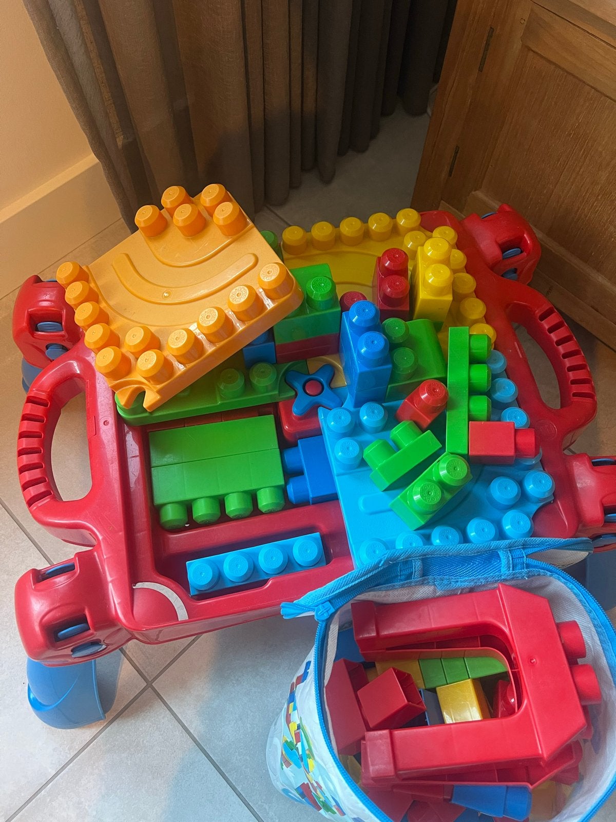 Mega Bloks First Builders Bouwtafel met Blokken, Ophalen, Gebruikt, Megabloks