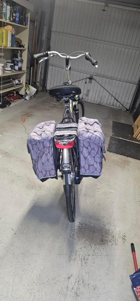HV fietstassen - Paars met bladerenpatroon, Fietsen en Brommers, Fietsaccessoires | Fietstassen, Ophalen of Verzenden