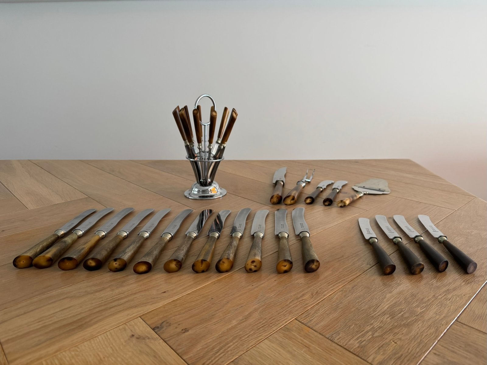 34-delig Zwillingbestek met benen handvatten - Art Deco -, Ophalen